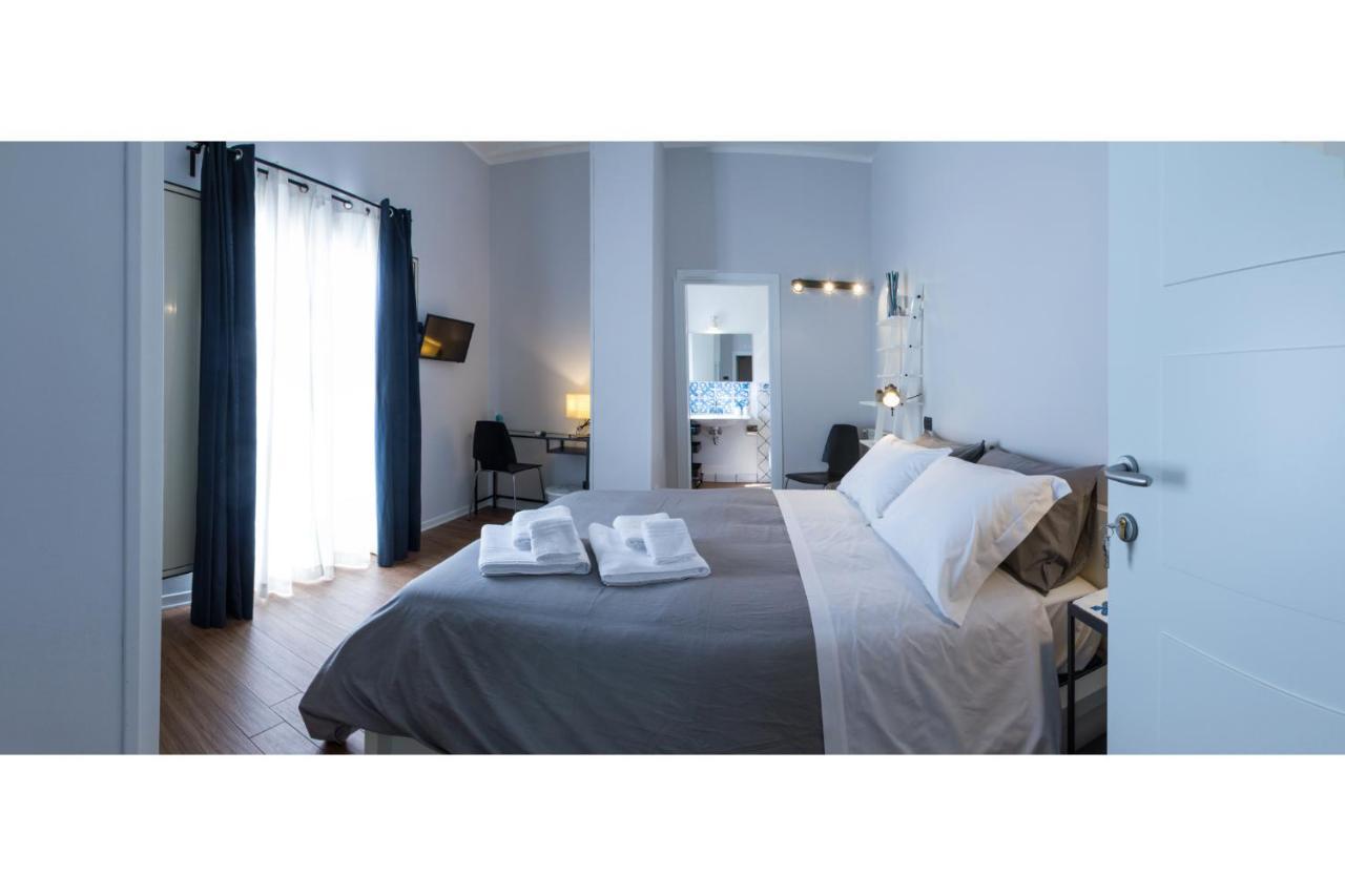Bed and Breakfast Cortile Umberto I Чефалу Экстерьер фото
